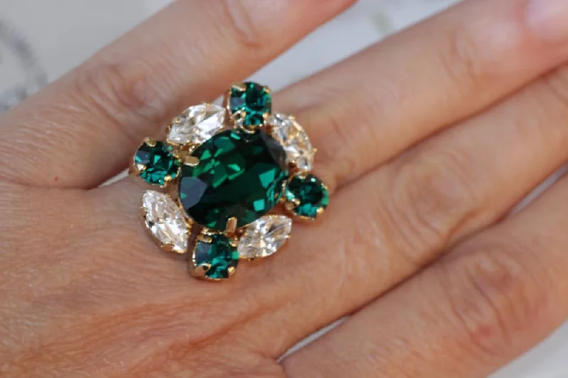 cushion-cut rings for women -GREEN STATEMENT RING