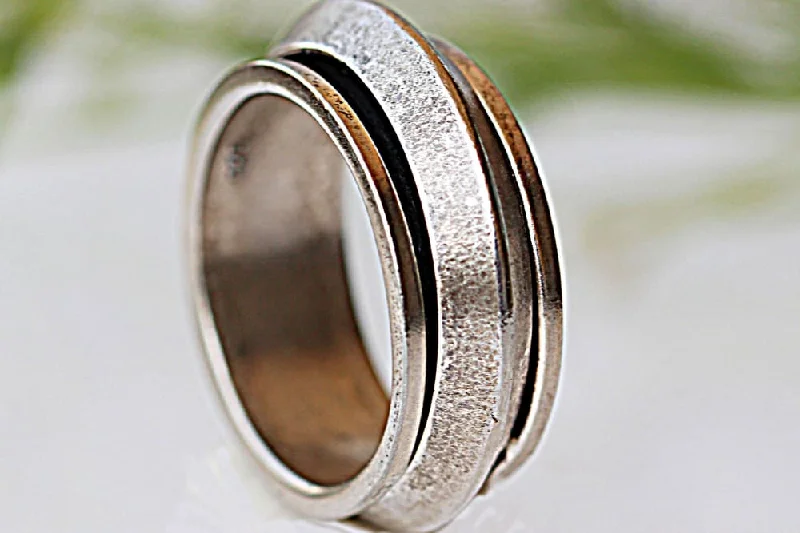 custom engagement rings for women -Unique Spinner Ring