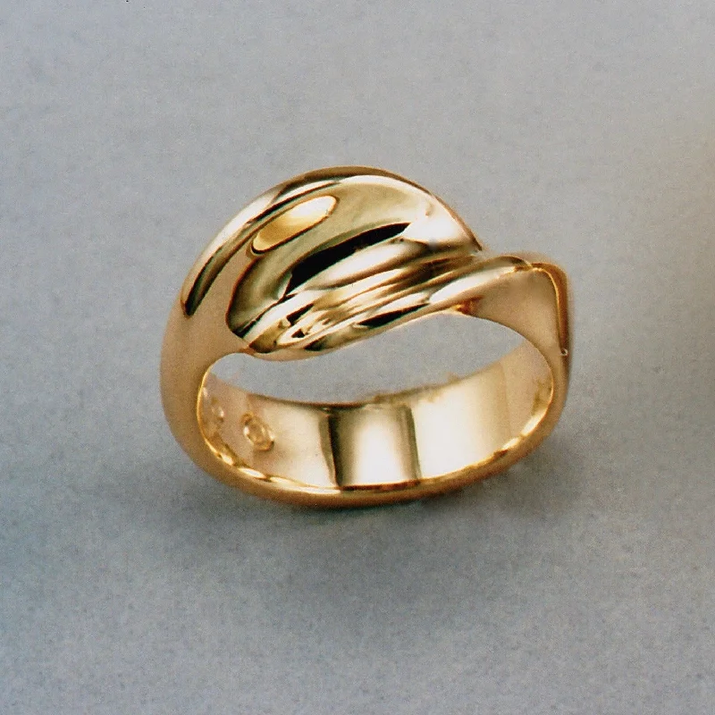 infinity rings for women -Waves Ladies' Ring