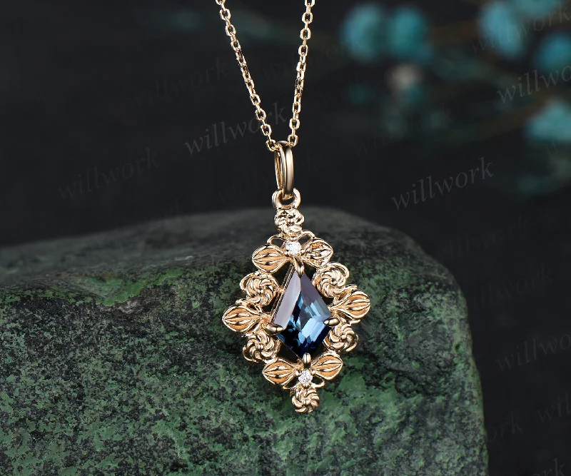 vintage necklaces for women -14k rose gold kite cut necklace Alexandrite necklace luxurious retro pendant birthday gift for her