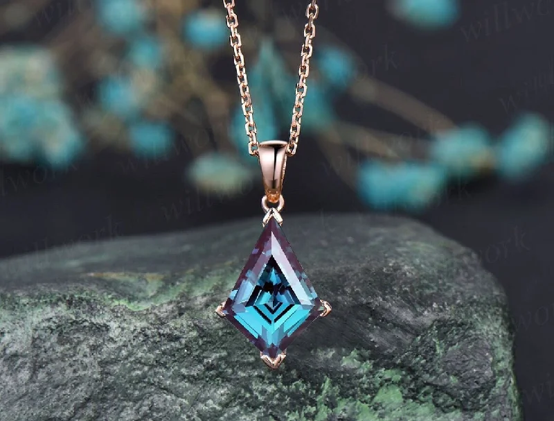 crystal necklaces for women -Kite alexandrite necklace solid 14k 18k rose gold vintage unique Personalized pendant for women her gemstone anniversary bridal gift mother