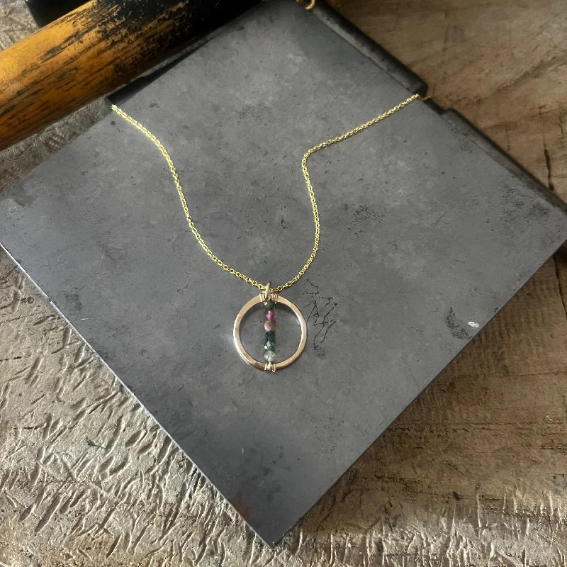 minimalist necklaces for women -In the Middle necklace