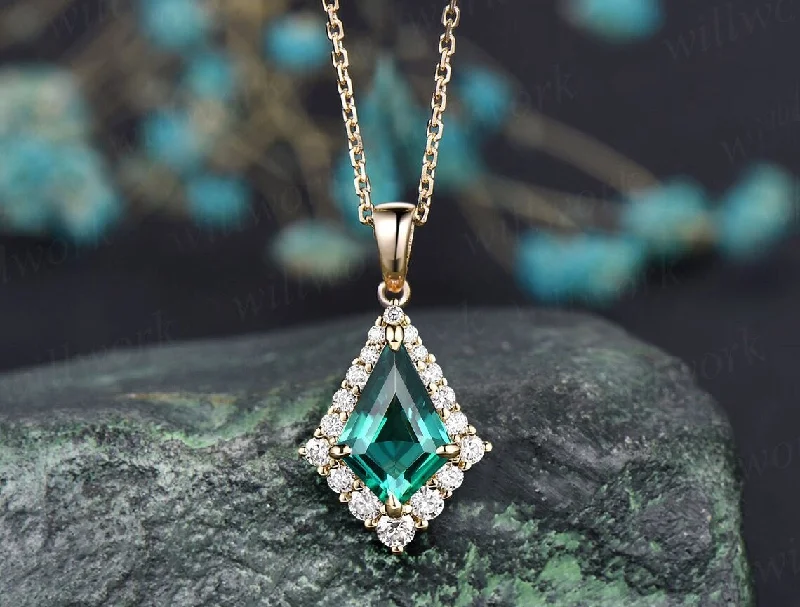 antique-style necklaces for women -Kite cut green emerald necklace unique halo snowdrift moissanite necklace pendant yellow gold women mother bridal promise anniversary gift