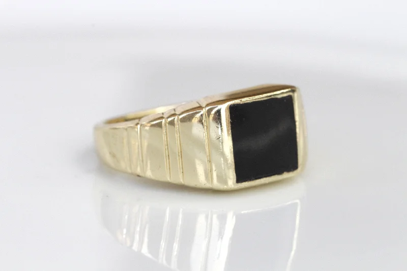 bohemian engagement rings -BLACK ONYX RING