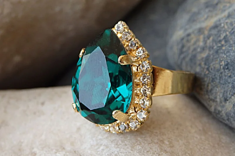 unique rings for women -Emerald Rebeka  Crystal ring