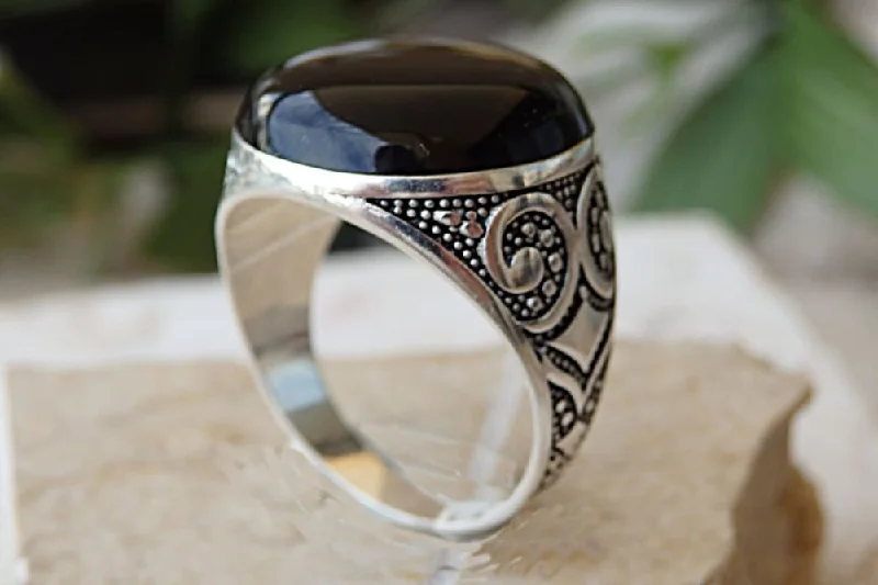 designer rings for women -Black onyx ring