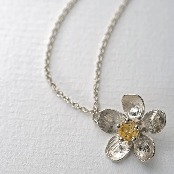 chic necklaces for women -Citrine Buttercup Necklace