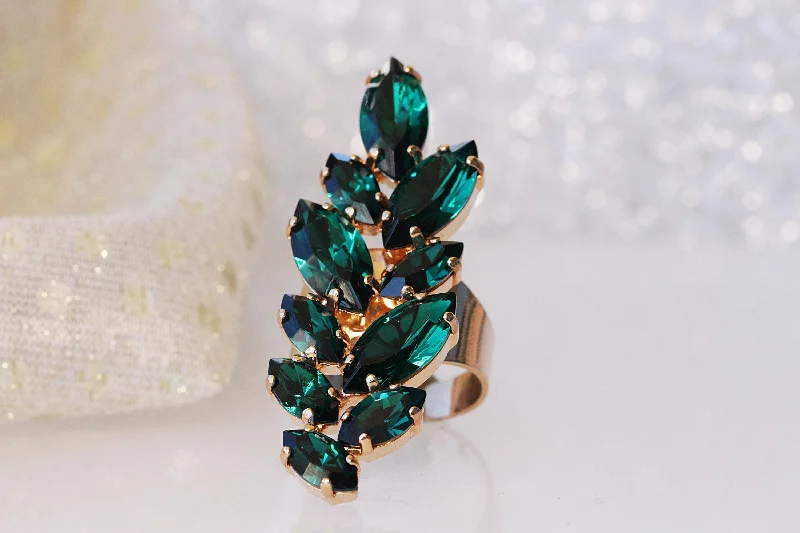 contemporary rings for women -EMERALD RING