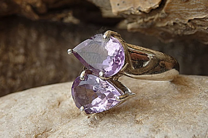 cushion-cut rings for women -Amethyst Ring