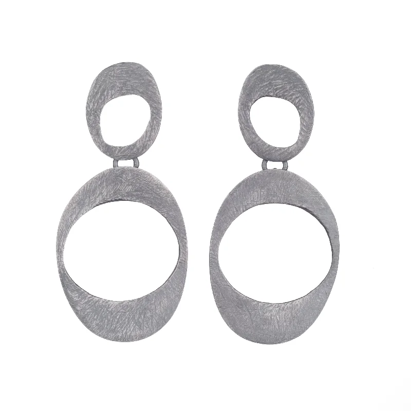 glamorous earrings for women -Carved Open Organic Ovals Earrings