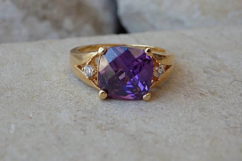 birthstone wedding rings for women -Purple Solitaire Ring