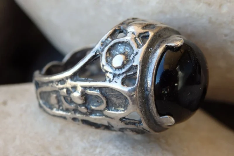 opal rings for women -Rough Black Gemstone Ring