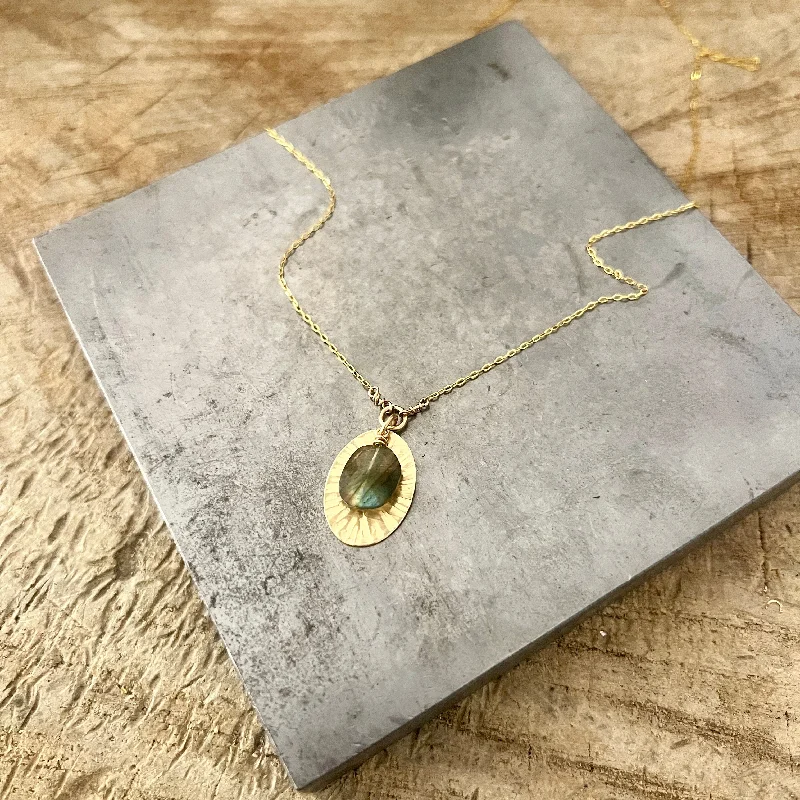 minimalist gold necklaces for women -Fluidity necklace